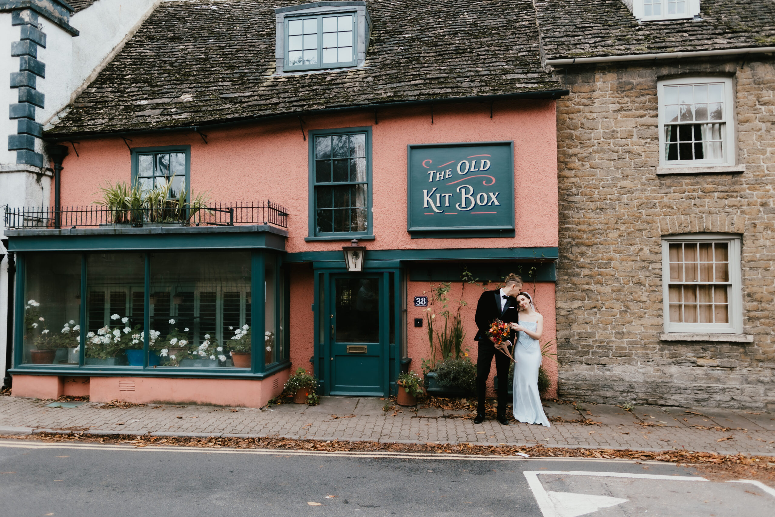 Bride and Groom on Malmesbury High St